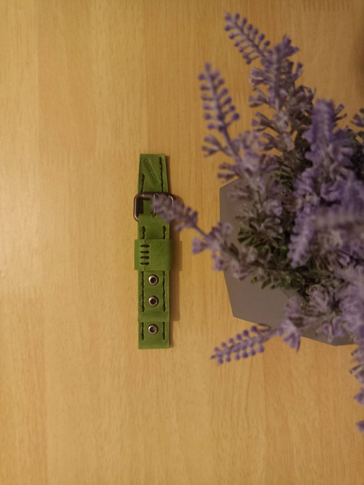 Wrist Bound 22mm Distressed Light Green Leather/Black Stitching