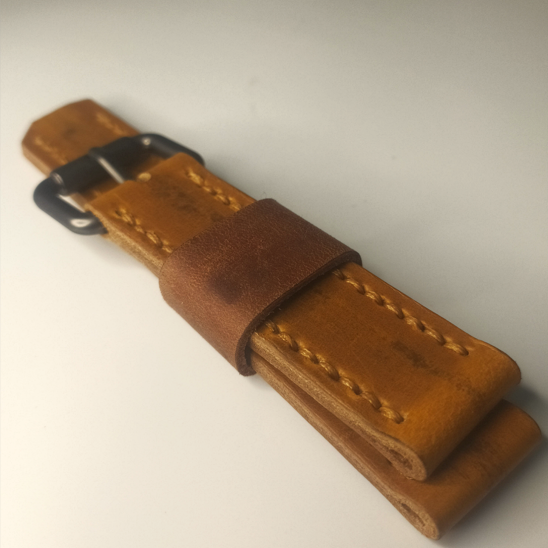 Wrist Bound 22mm Distressed Light Brown Leather/Light Brown Stitching