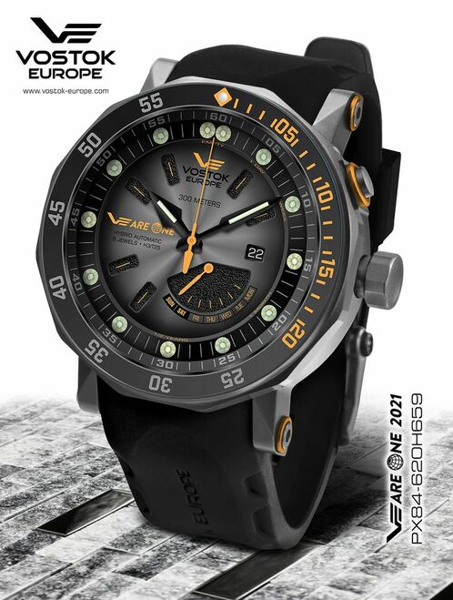 VEareONE Black Hybrid Automatic Titanium Watch PX84/620H659